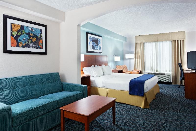 Номер Стандарт Кровать Кинг Адаптированный для Инвалидов, Holiday Inn Express Richmond Brandermill Hull Street, An Ihg