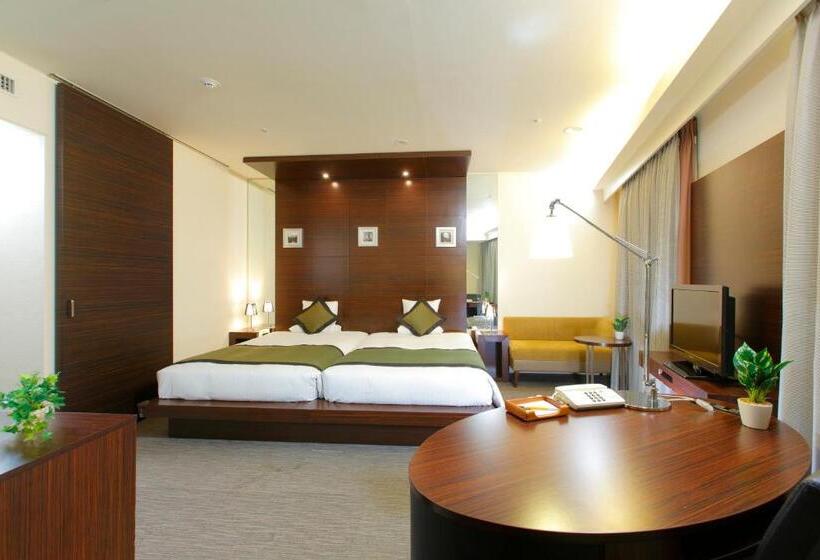 Номер Deluxe, Mystays Ochanomizu Conference Center
