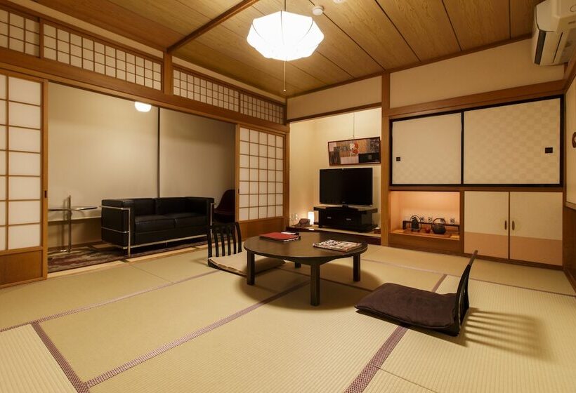 Quarto Familiar, Oyado Koto No Yume