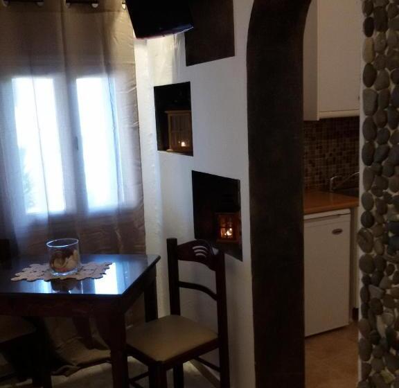 آپارتمان 1 خوابه, Villa Livadaros