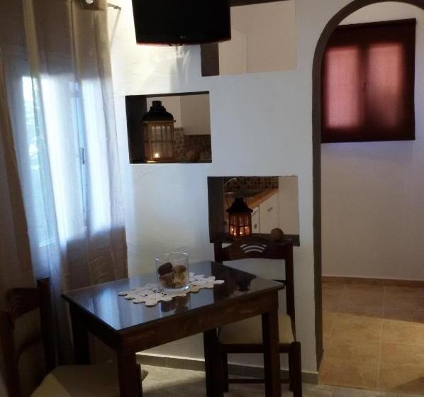 آپارتمان 1 خوابه, Villa Livadaros