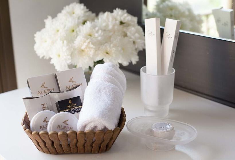 سوئیت با تخت بزرگ, Aleph Boutique