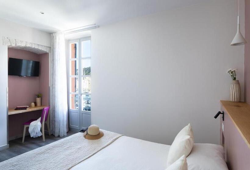 سوئیت جونیور با چشم‌انداز, Best Western Hotel Du Roy D Aragon