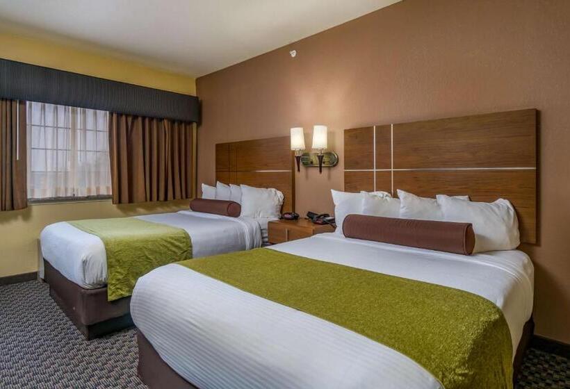 Номер Deluxe, Best Western Plus Shamrock Inn & Suites