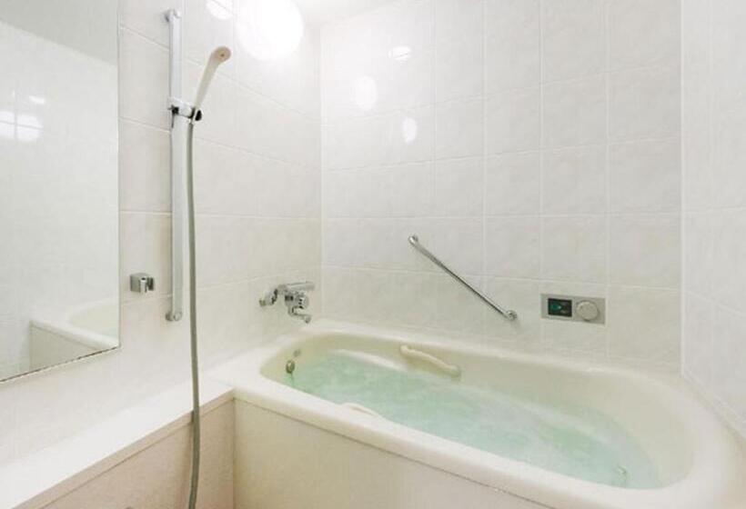 اتاق استاندارد چهار تخته, Kkr Hotel Kanazawa