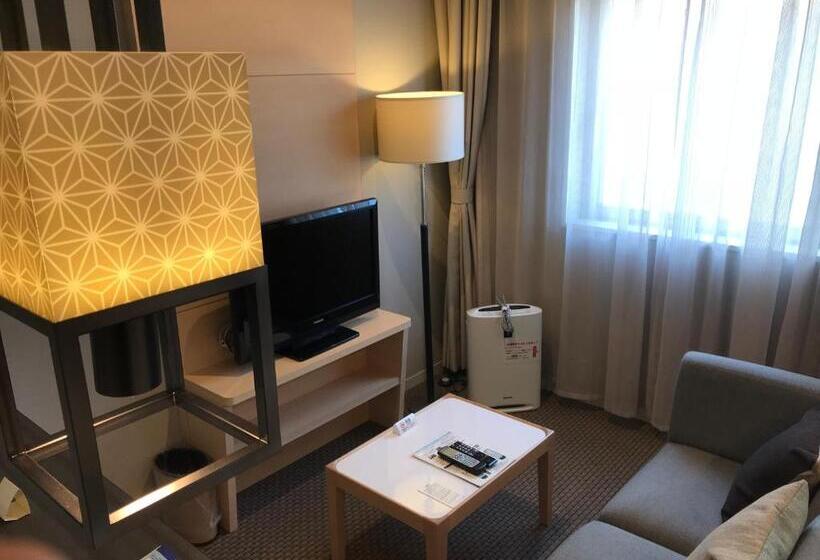 اتاق استاندارد سه نفره, Kkr Hotel Kanazawa