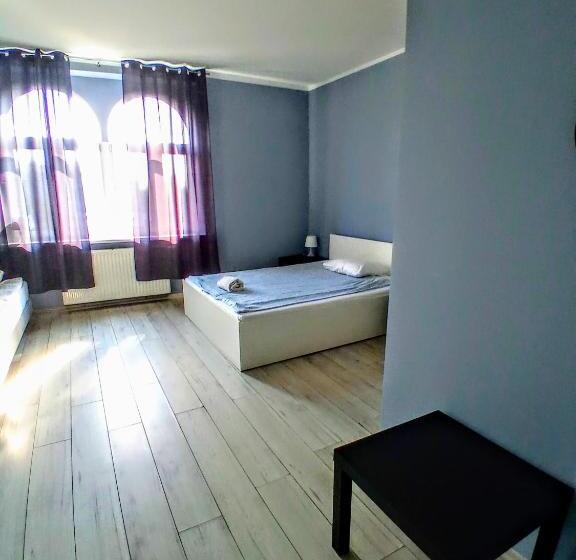 غرفة عائلية, Central Sopot