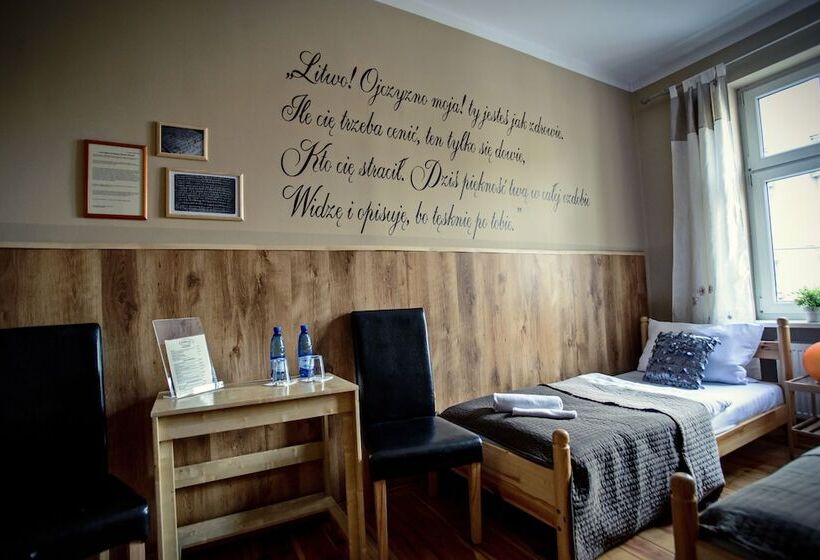 Номер Стандарт Совместная Ванная, Explorer Hostel & Apartment Stare Miasto Old Town 24h #don T Be A Tourist, Be An Explorer!