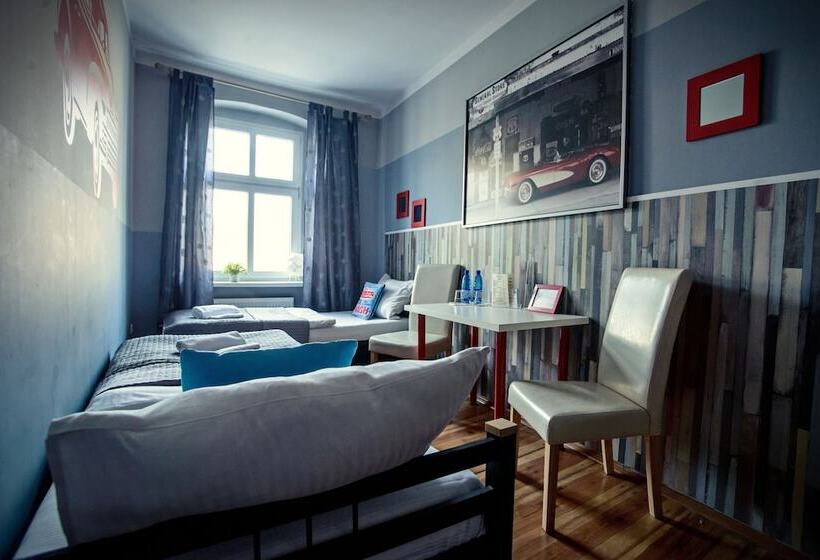 Номер Стандарт, Explorer Hostel & Apartment Stare Miasto Old Town 24h #don T Be A Tourist, Be An Explorer!