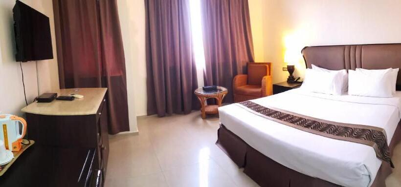 اتاق لوکس با تخت بزرگ, Goodhope Hotel Skudai