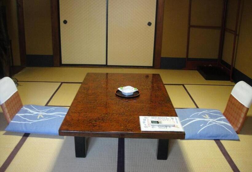 Номер Стандарт, Kurhaus Ishibashi Ryokan