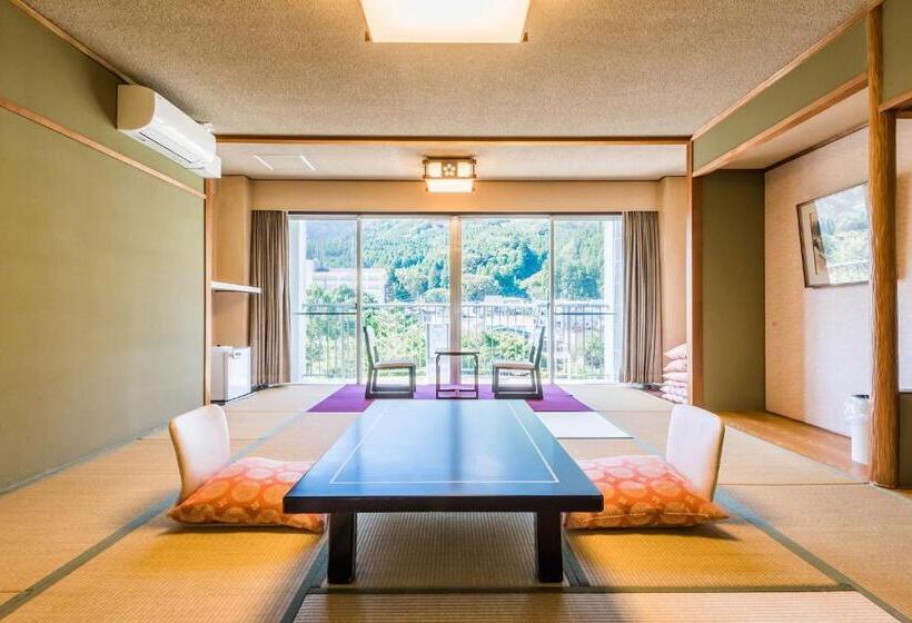 سوییت, Ooedo Onsen Monogatari Premium Kinugawa Kanko