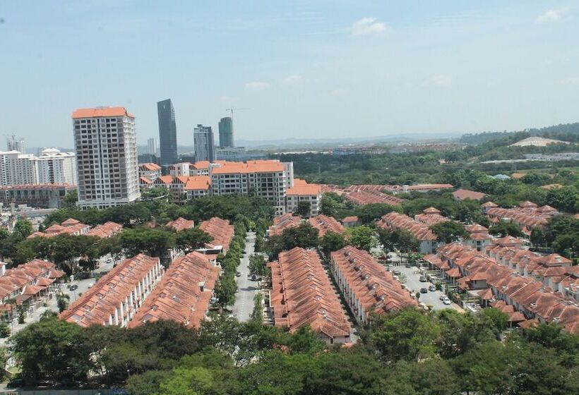 Номер Премиум, Royale Chulan Damansara