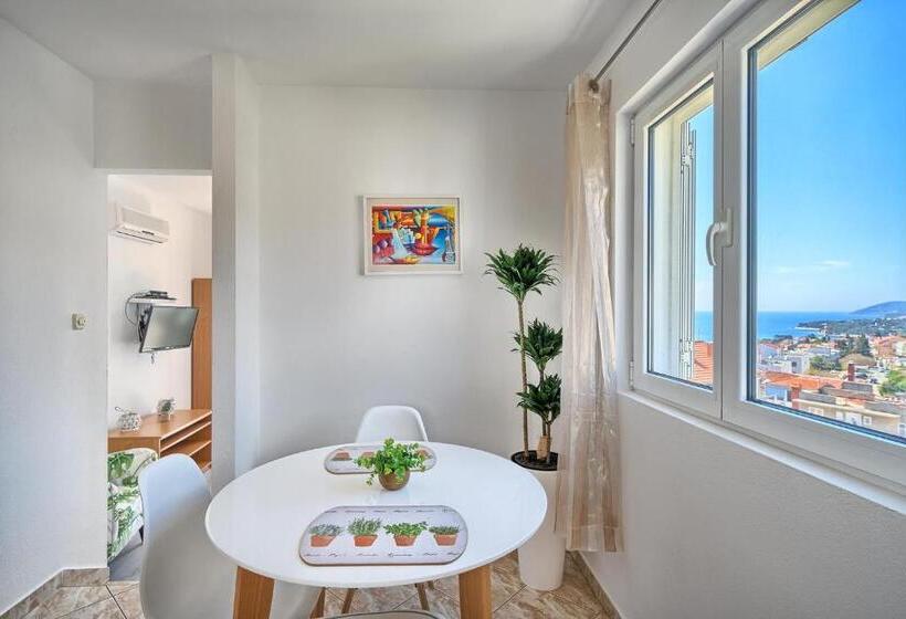 آپارتمان 1 خوابه با چشم‌انداز دریا, Apartments Irena