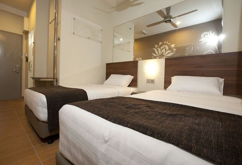 4인용 스탠다드 룸, Tune Hotel   Danga Bay Johor