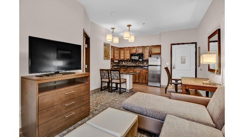 Люкс Кровать Кинг, Staybridge Suites Salt Lake West Valley City, An Ihg