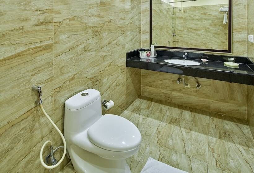 اتاق اجرایی, Mayfair Rourkela