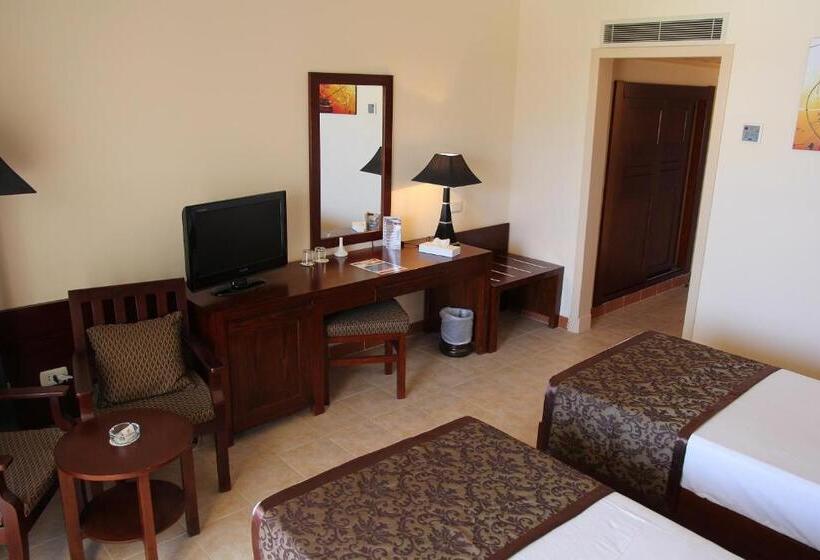 اتاق استاندارد, Royal Brayka Beach Resort