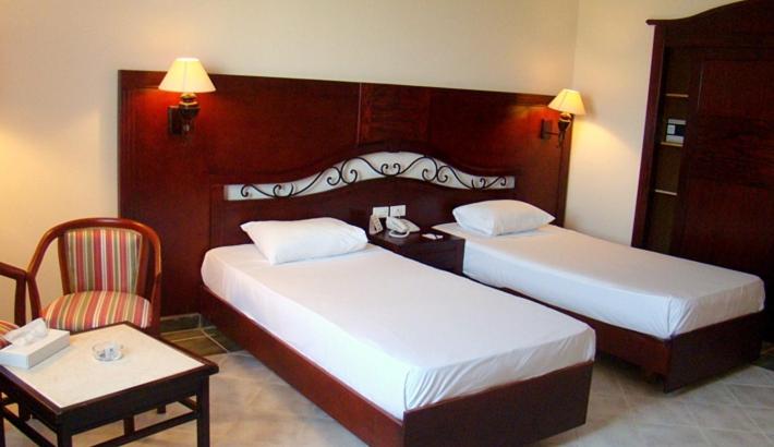 اتاق لوکس, Royal Brayka Beach Resort