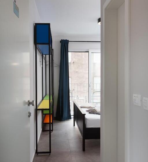 اتاق استاندارد, Subtub Hostel Makarska