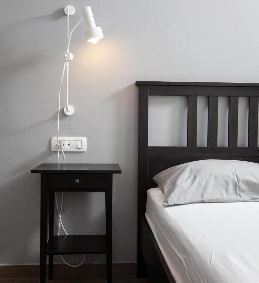 اتاق استاندارد سه نفره, Subtub Hostel Makarska