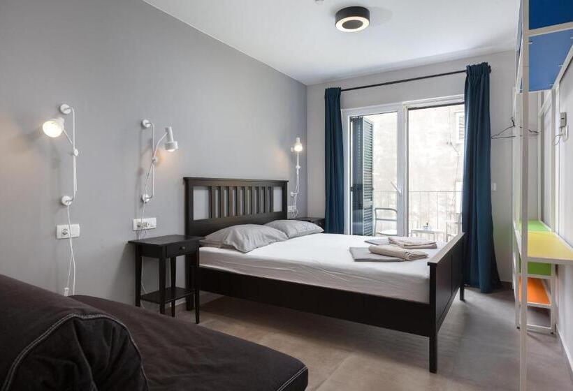 اتاق استاندارد سه نفره, Subtub Hostel Makarska