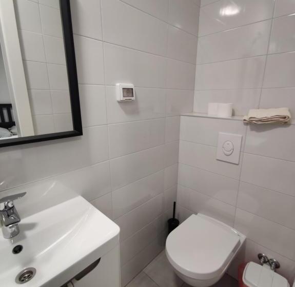 اتاق استاندارد, Subtub Hostel Makarska