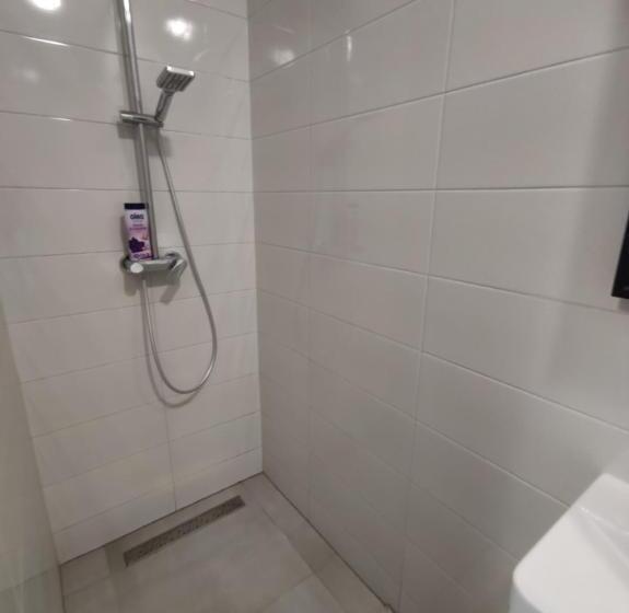 اتاق استاندارد, Subtub Hostel Makarska