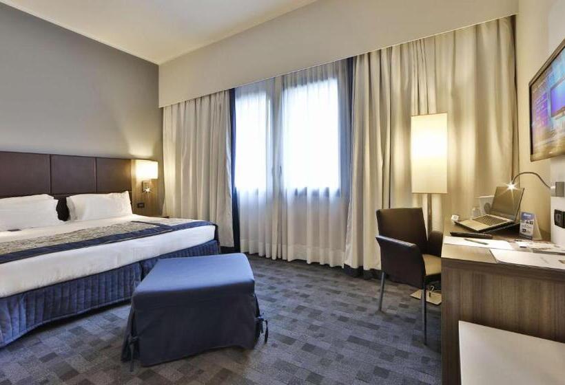 اتاق سوپریور, Best Western Plus Borgolecco
