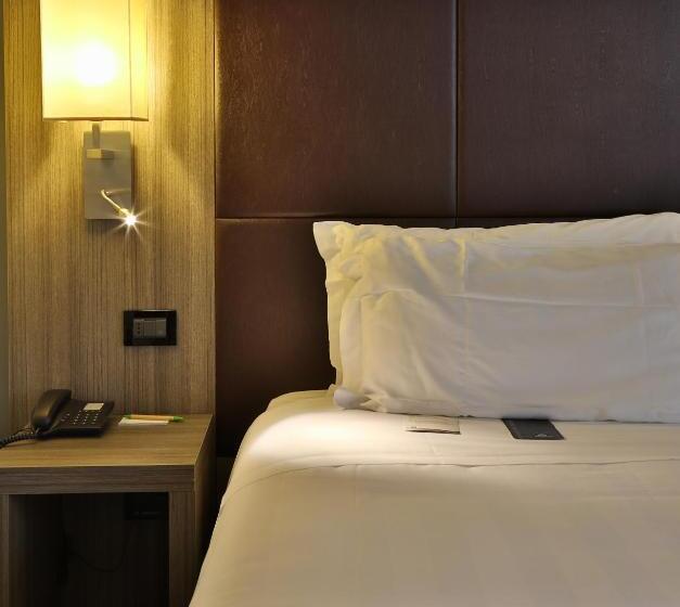 اتاق خانوادگی, Best Western Plus Borgolecco