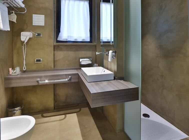 سوییت جونیور, Best Western Plus Borgolecco