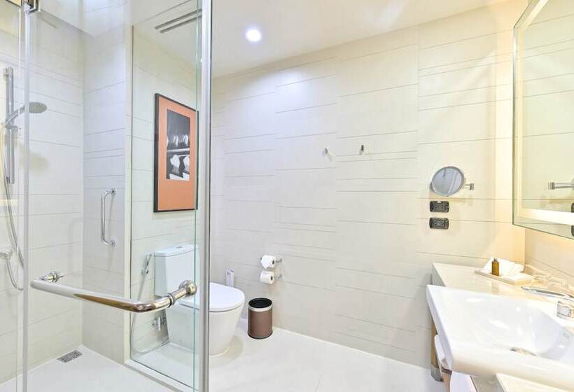 اتاق سوپریور, Eastin Grand Hotel Sathorn