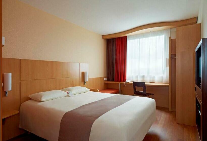 Номер Стандарт, Ibis Krakow Stare Miasto