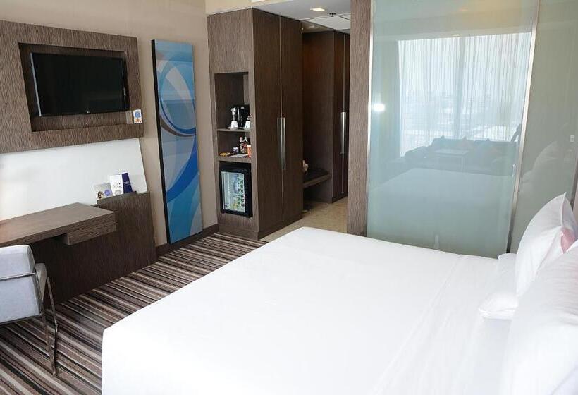 Номер Executive Кровать Кинг, Novotel Bangkok Impact