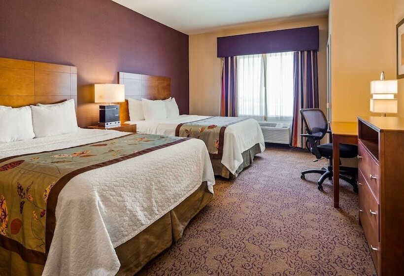 스위트, Best Western Plus Carousel Inn & Suites Burlington