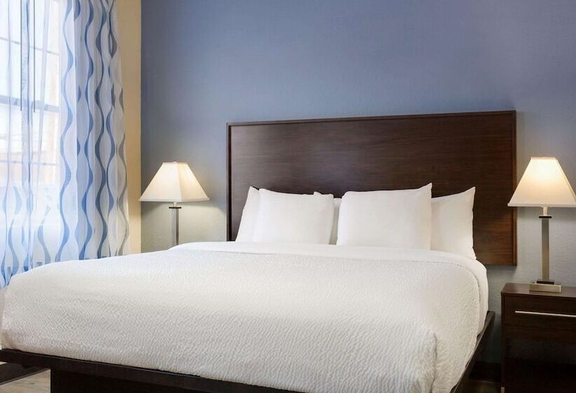 Suíte, Days Inn & Suites By Wyndham Dfw Airport South Euless