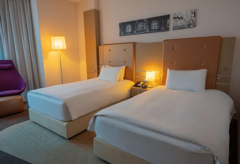 اتاق استاندارد, Doubletree By Hilton Hotel Oradea