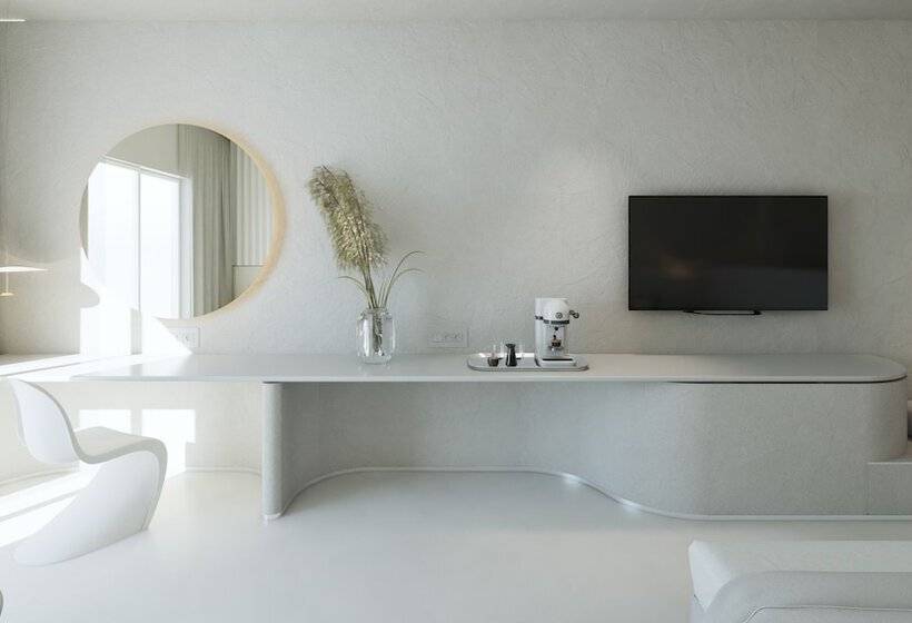 سوییت سوپریور با چشم‌انداز دریا, Delight Boutique Hotel   Small Luxury Hotels Of The World