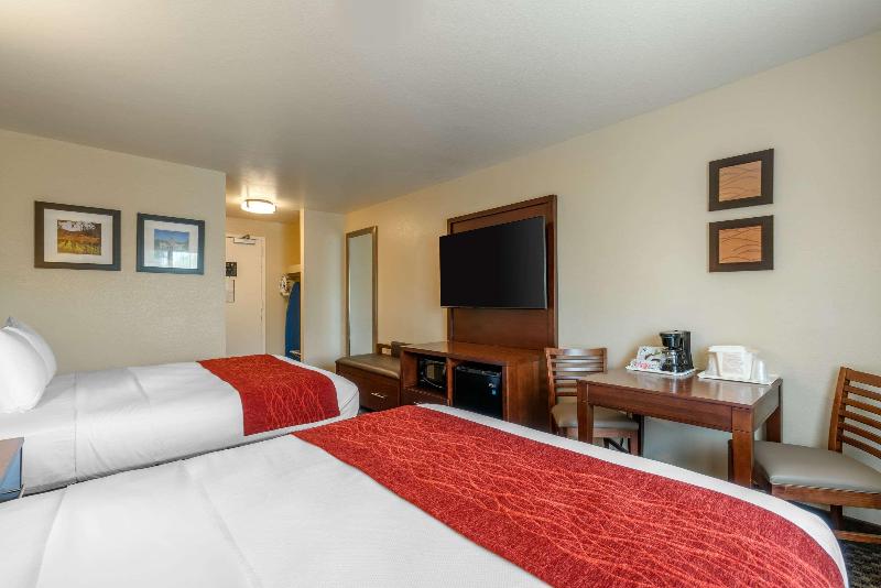 Номер Стандарт, Comfort Inn & Suites