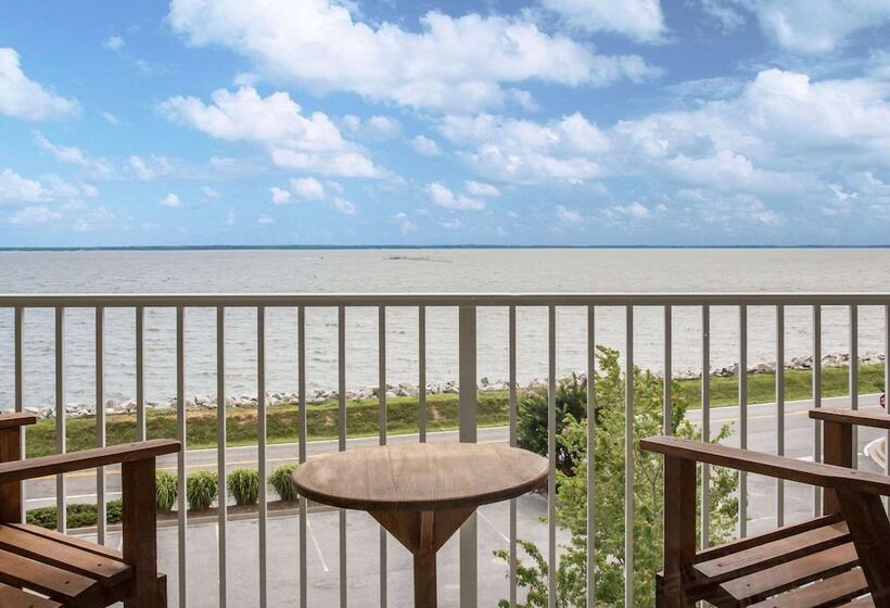 Люкс, Island Inn & Suites, Ascend Hotel Collection