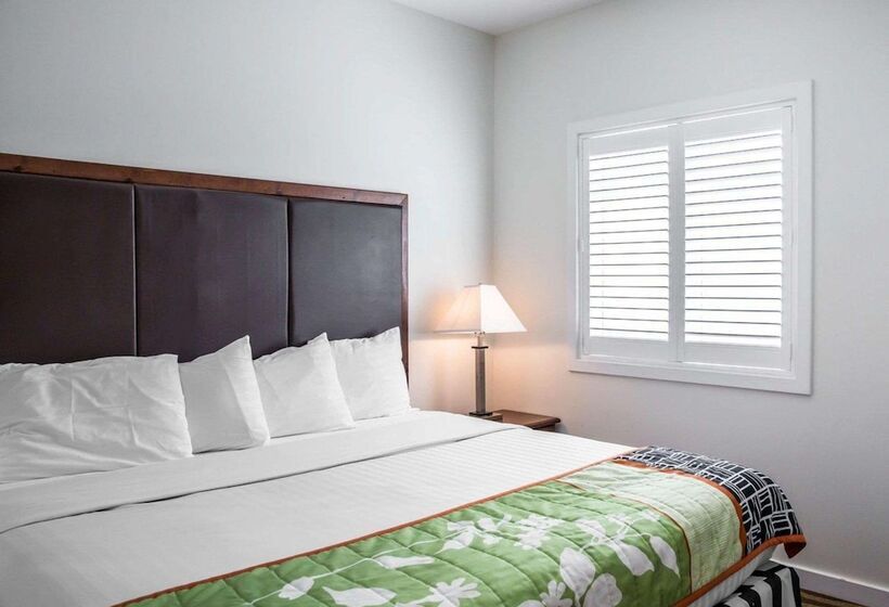 Люкс Адаптированный для Инвалидов, Island Inn & Suites, Ascend Hotel Collection