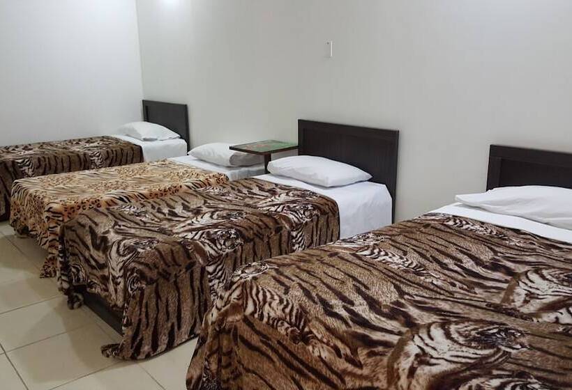 4인용 스탠다드 룸, Vermon Armenia