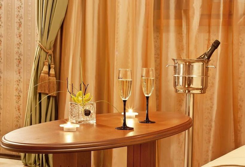 Полулюкс, Best Western Plus Bristol