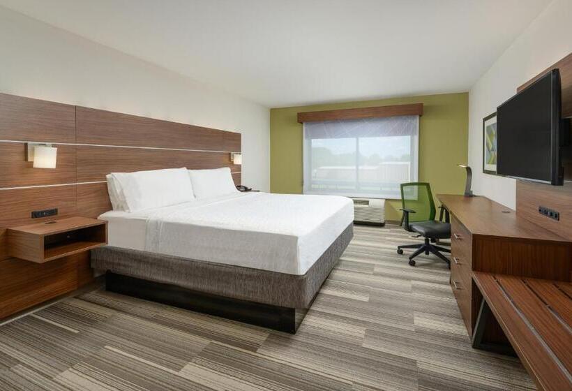 带大床的套房, Holiday Inn Express   Tullahoma, An Ihg