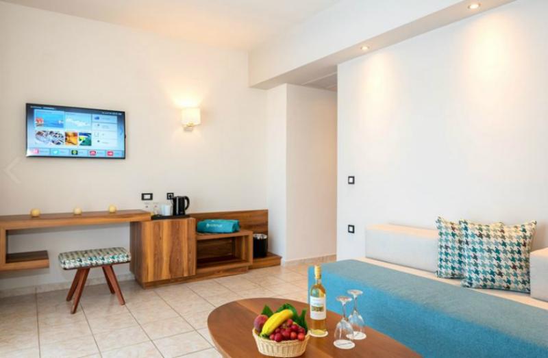 Полулюкс, Solimar Aquamarine Resort
