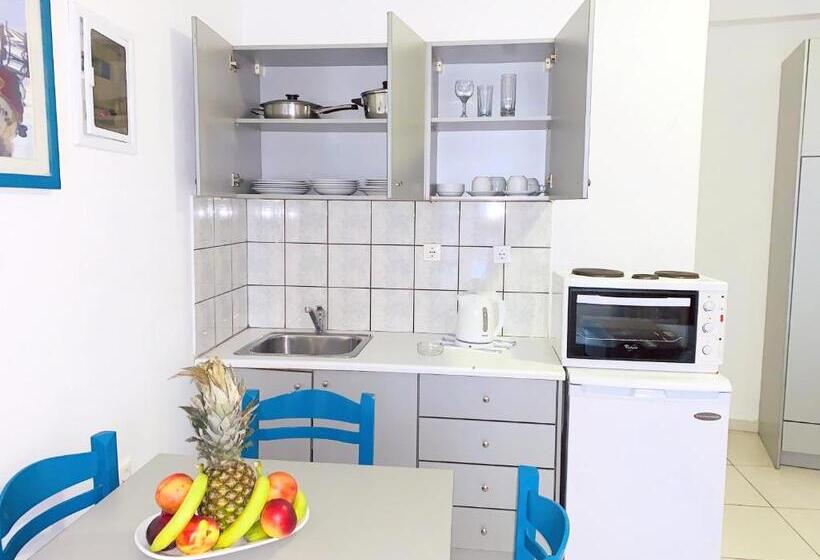 استودیوی استاندارد با چشم‌انداز شهر, Kassavetis Center   Hotel Studios & Apartments