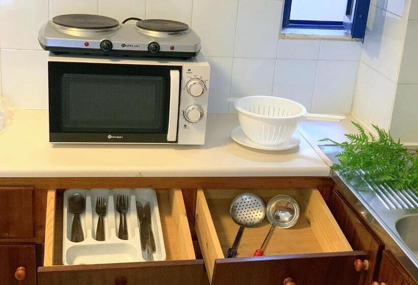 استودیوی استاندارد, Kassavetis Center   Hotel Studios & Apartments