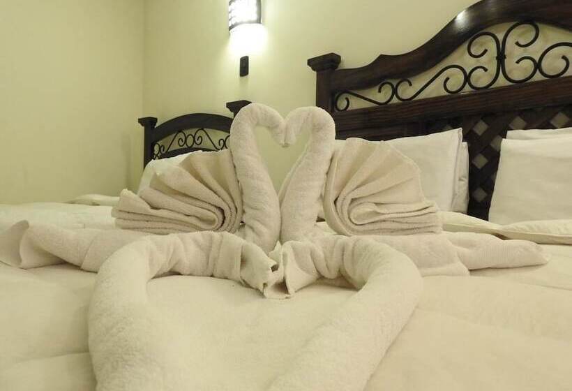 اتاق خانوادگی, Mister Inkas Hotel Inn Exclusive Palace