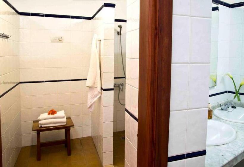 Четырехместный Номер Классик, Albergue De Bolico