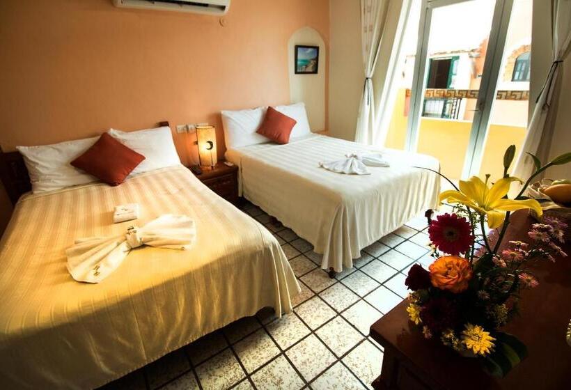 Junior Suite, & Restaurant Bucaneros, Isla Mujeres